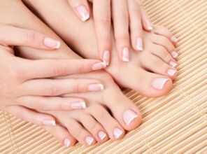 healthy nails after fungal treatment